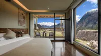 Mainling Jixianshan · Namcha Barwa · Scenic Homestay (Suosong Village) - Mountain view