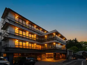 WAQOO นาริตาซันมอนเซน