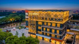 Maipeng Hotel