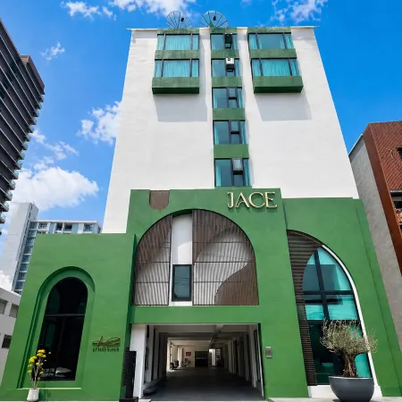 Jace Ratchada Hotel Отели рядом с достопримечательностью «Диндэн»