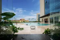 THE GRAND DRAGON HOTEL
