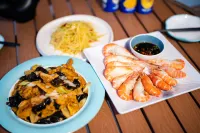 Huguan Xinghengyang Holiday Hotel