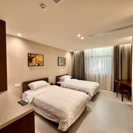 Yunqi · She Hostel