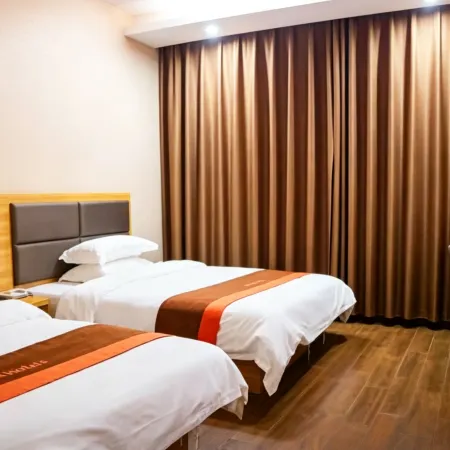 Fuyuan Mountaineering Hotel