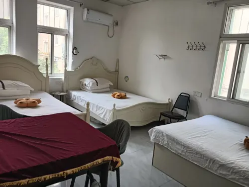 Liaoyang County Jiachen Express Apartment