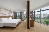 GINLAN SONG TANGQI - balcony