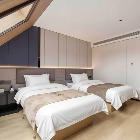Homeinn Aifeel Hotel (Arxan Shengquan Plaza)
