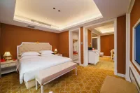 Ak Keme Hotel - 5-Star