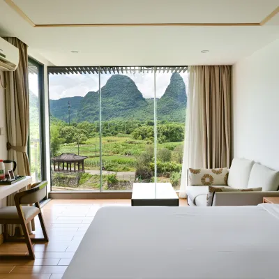 Pier Encounter Inn Hotels near Yulong Bridge