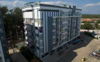 Mae Phim Beachside 1BR Condo Sleeps 3 With Rooftop Pool - Apartments