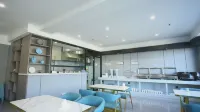 Zhalantun De Man Business Hotel - 2-Star
