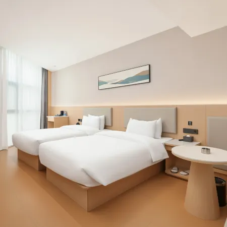 FAFIA Hotel (Hefei Binhu Yangzijiang Road Subway Station)