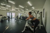 Trogon's Perch Clifftop Oceanfront Resort - Gym