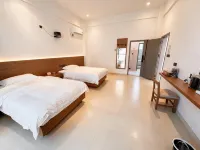 Ruihe Homestay (Ruili Avenue) - Hot Springs