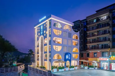 Night Island · Casa Moroccan Design Homestay (Compared to Changwei Branch) Hotels in Jiaochangwei and Dapeng Fortress