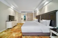 New World Hotel Hôtels à proximité de : Jingyun Pedestrian Street