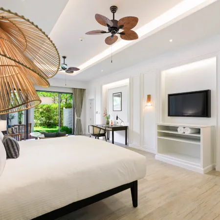 Outrigger Koh Samui Beach Resort Отели рядом с достопримечательностью «Тхонг-Такиан»