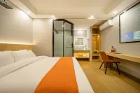 Tong Xing Business Travel Hotel (Longdongbao Airport) - 2-نجوم