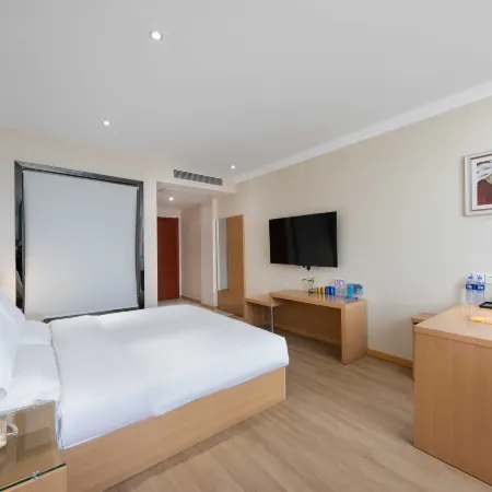 Company Hotel (Nanling Nanling Bridge Lingyang Road)