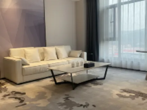 Jinyuan International Hotel Hotels in Pingding County