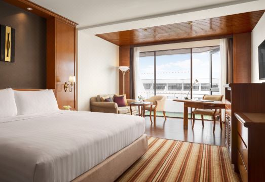 1. 아마리 돈 무앙..