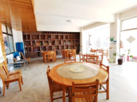Kunming Red Earth Summer Homestay