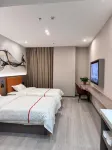 May Hot Spring Hotel (Zhoukou Railway Station Huanghuai Market) - 3-Star
