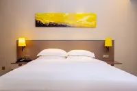 Homeinn Plus Hotel (Xi`an Xianyang International Airport T3 Terminal)