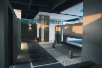 Joyeux Hotel - Thermen