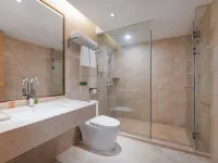 Vienna International Hotel (Beijing Qingyuan Road Metro Station) - مسبح