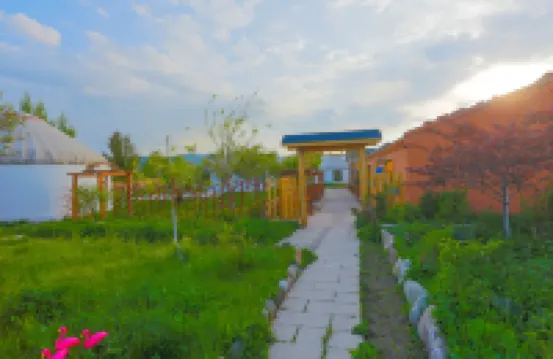 Wangshan Tingshui Self-driving B&B Hotels near Nalati National Forest Park