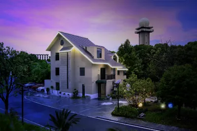Flower Building Yichang Lakeside Mountain House B&B (Three Gorges Airport Yuting Industrial Zone) Hotels near Yichang Sanxia Airport