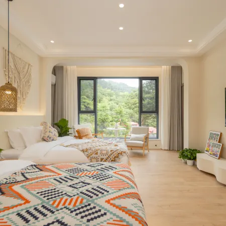 Floral Hotel · Lushan Yue Yao Hotel (Lushan Mountain XiaoTianchi Branch)