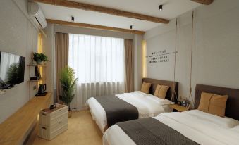 Manzhouli Eurasian Hotel