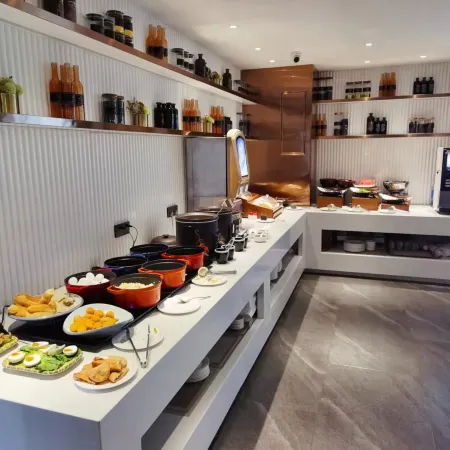 Homeinn Plus Hotel (Liaocheng Wanda Plaza Dongchang Lake)