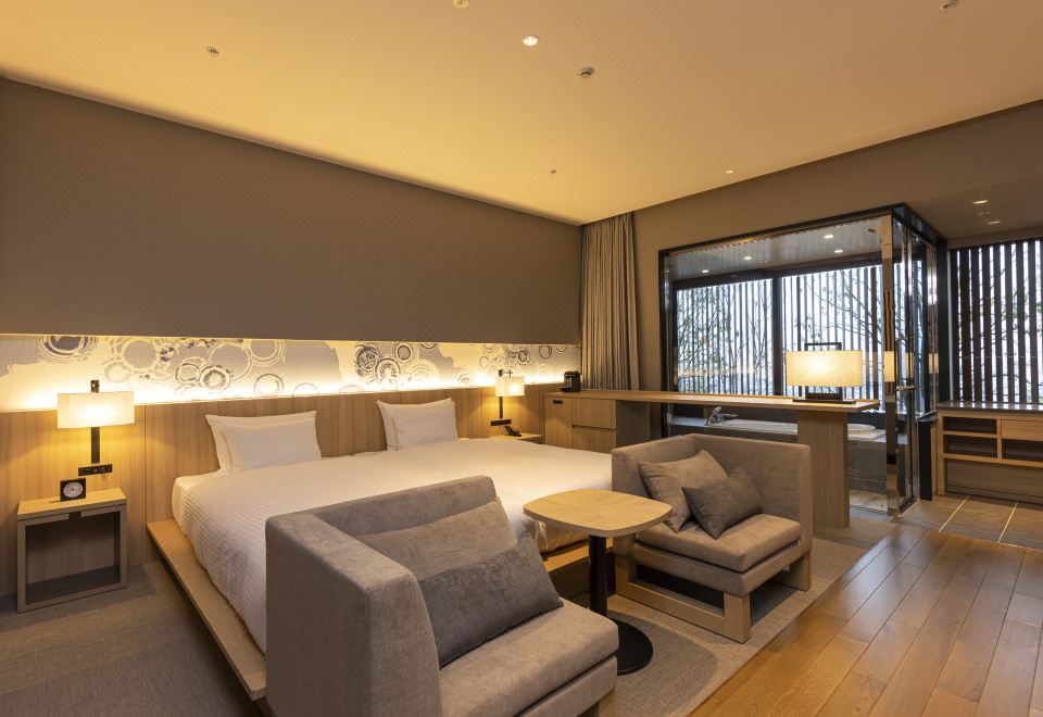 더 블라섬 구마모토 호텔의 현대적인 입구 및 외부 전경