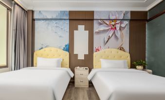 Luoding Chunhui Hotel - Housity