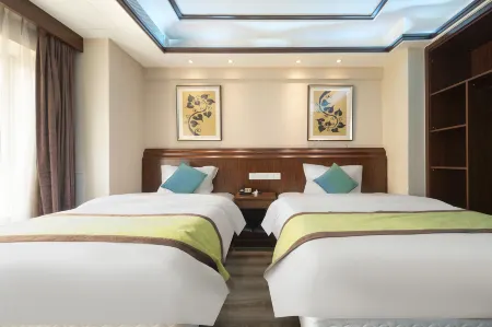 Suboman Hotel (Chengdu Zoo Subway Station) Отели рядом с достопримечательностью «Swan Lake»