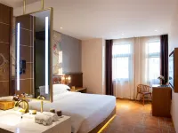 James Joyce Coffetel (Qingdao Oriental Movie Metro Station) Hotels near Qingdao Oriental Movie Metropolis