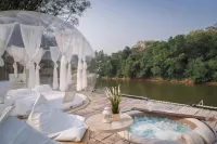 The Three Bubble Houses
