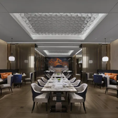 DoubleTree by Hilton Cangnan