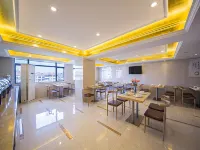 Vienna Hotel Xianning hot spring center flower bed shop