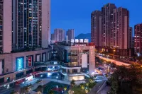 Gooya Hotel (Liuzhou High-speed Railway Station Five-Star Pedestrian Commercial Street) Hotel di 