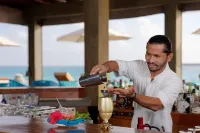 Grand Park Kodhipparu Maldives - bar
