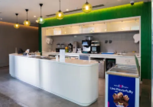 Al Khoory Sky Garden Hotel