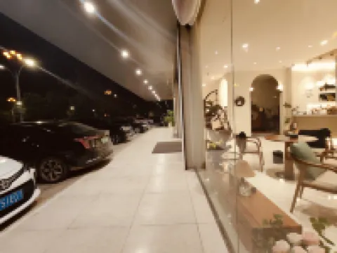 Enjoy Field Hotel Hotels near Crystal Palace, Clubmed, Guilin