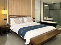 Qichi Shui'an Homestay (Luoyang Luoyi Ancient City Cross Street) - Airport Shuttle