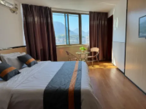 Spring Business Hotel
