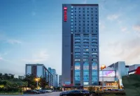 Ibis Hotel (Chengdu South Railway Station Kehua Middle Road)