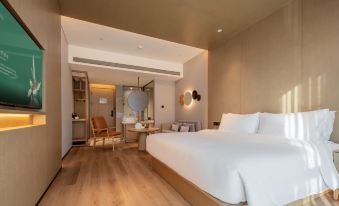 Eeril Hotel (Changsha Moon Island Guanziling Subway Station Hotel)